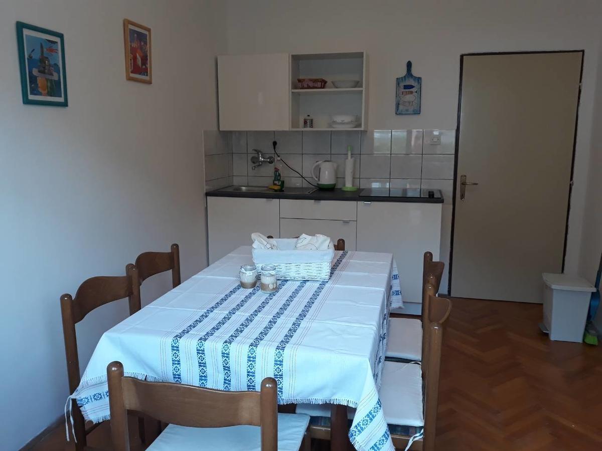 Apartments Pag Holiday Паг Екстериор снимка