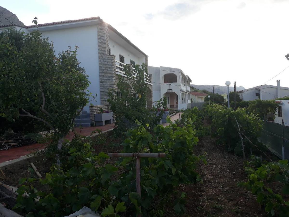 Apartments Pag Holiday Паг Екстериор снимка