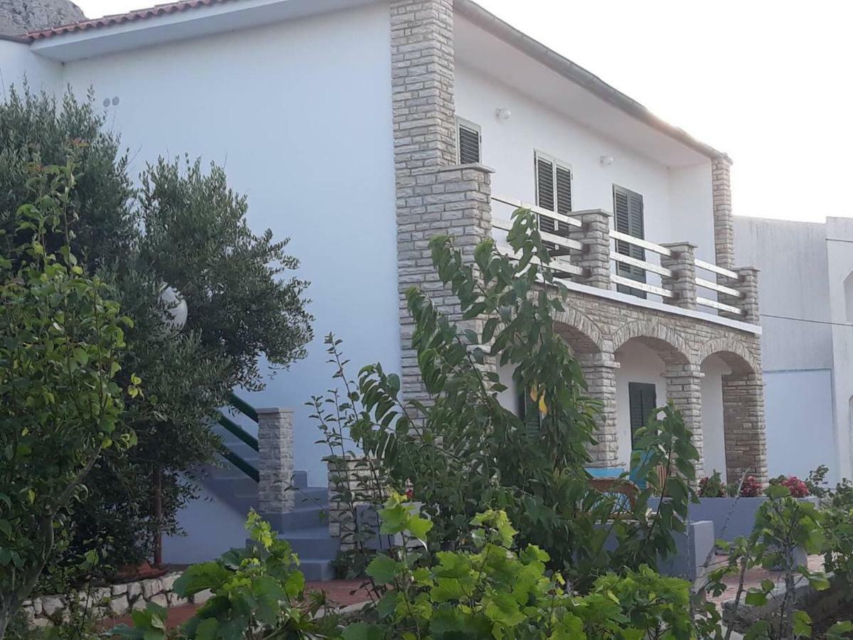 Apartments Pag Holiday Паг Екстериор снимка