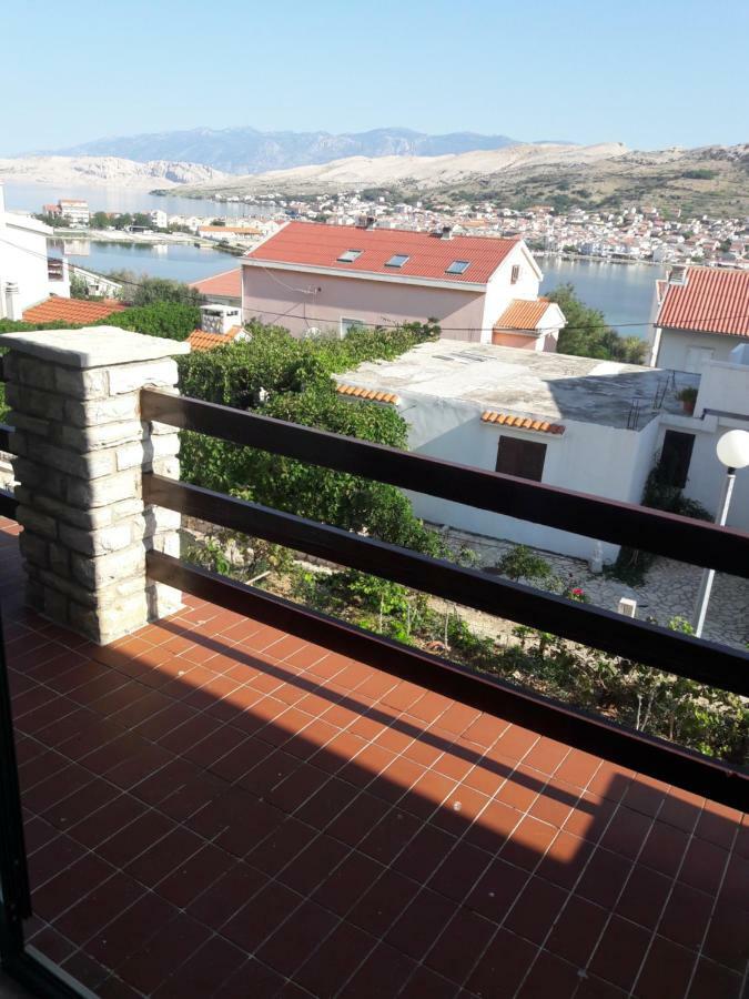 Apartments Pag Holiday Паг Екстериор снимка